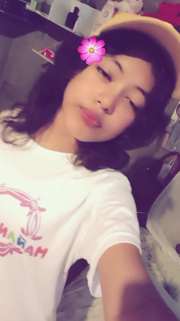 @Genesis 💋🩷