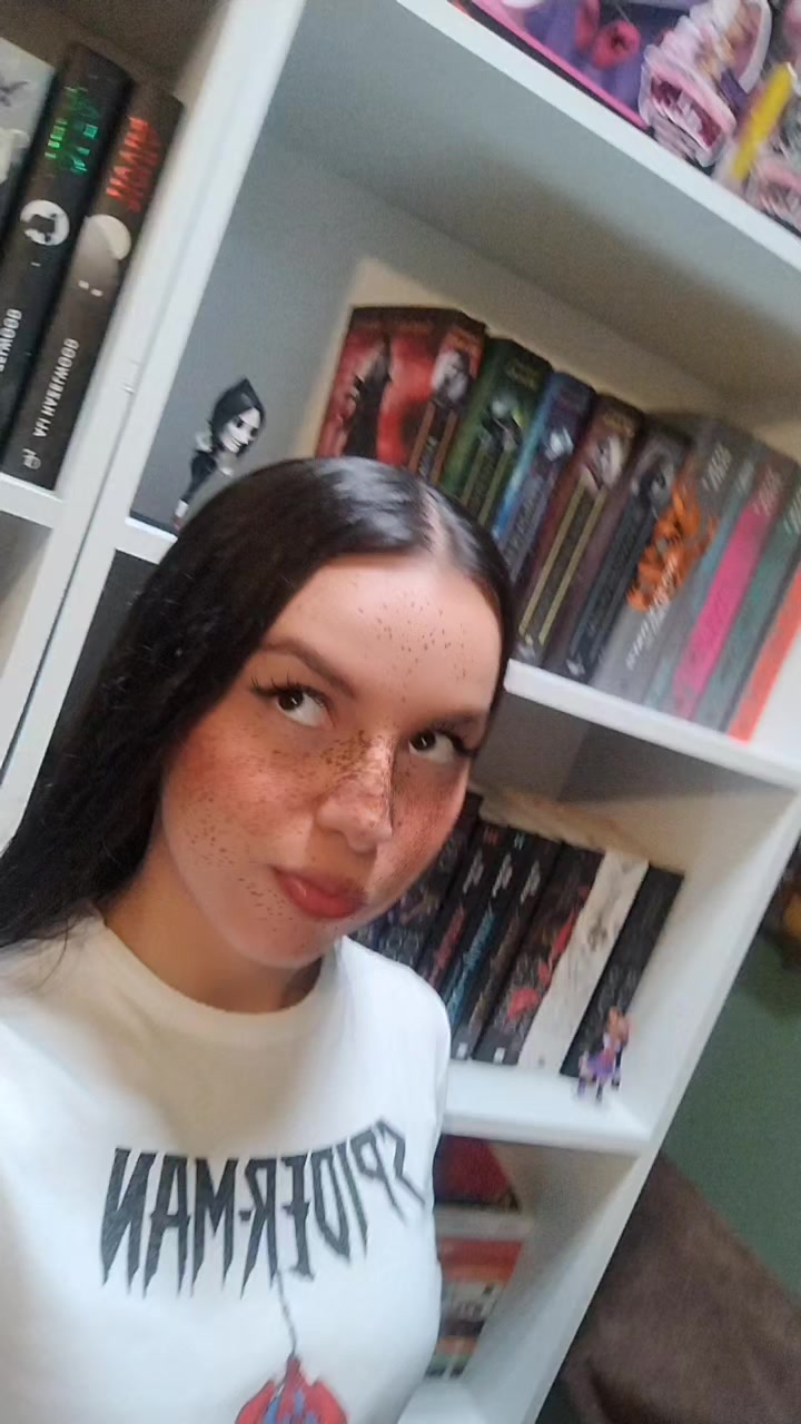 @angie02.
