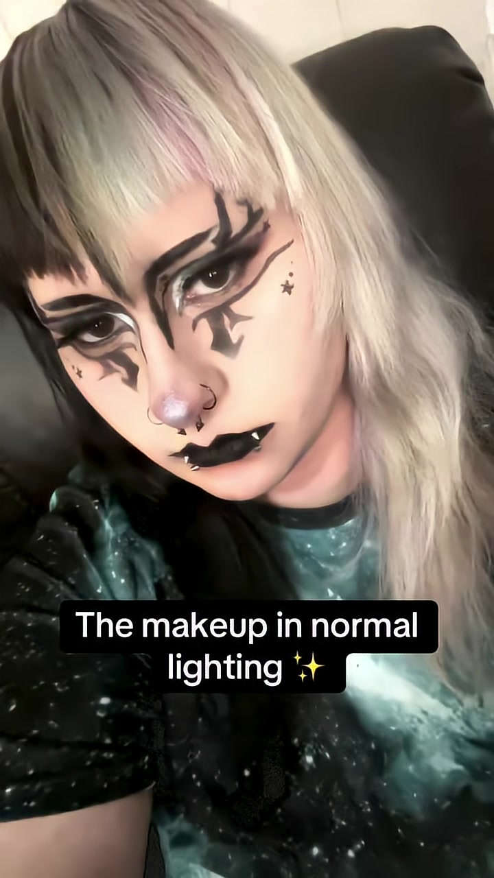 @cozmicvampyr