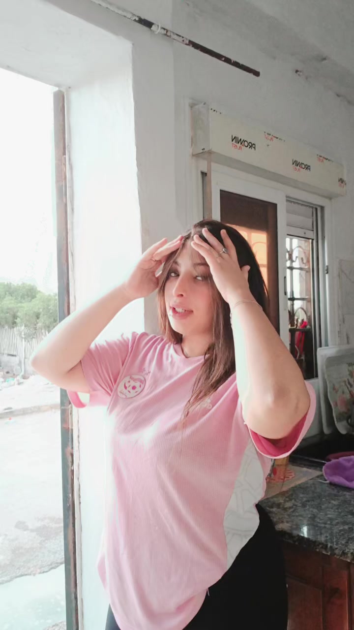 @Nut Ella
