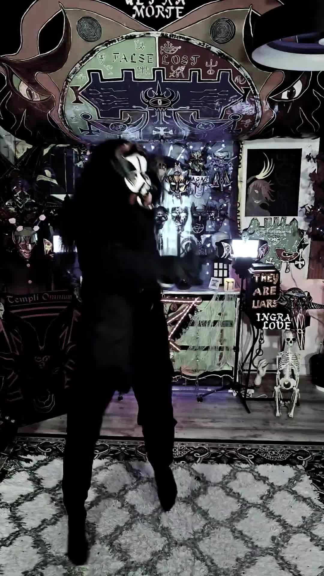 @Axedeathra