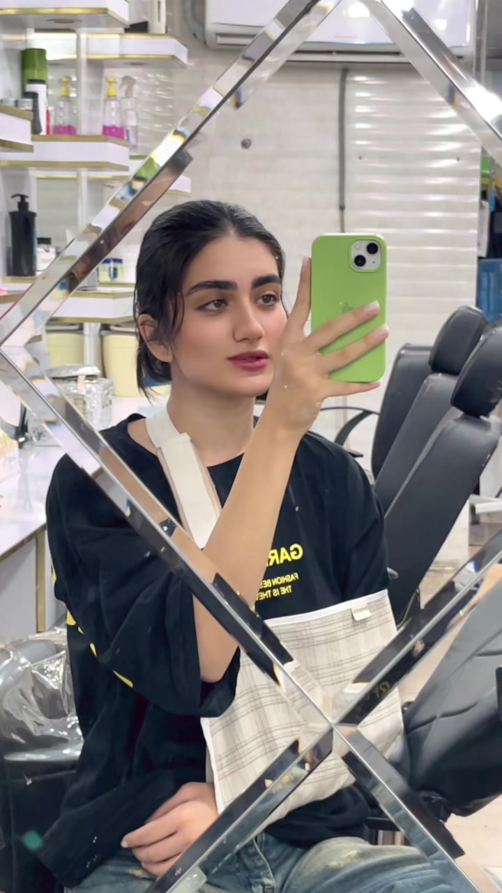 @Zahra Hosseini