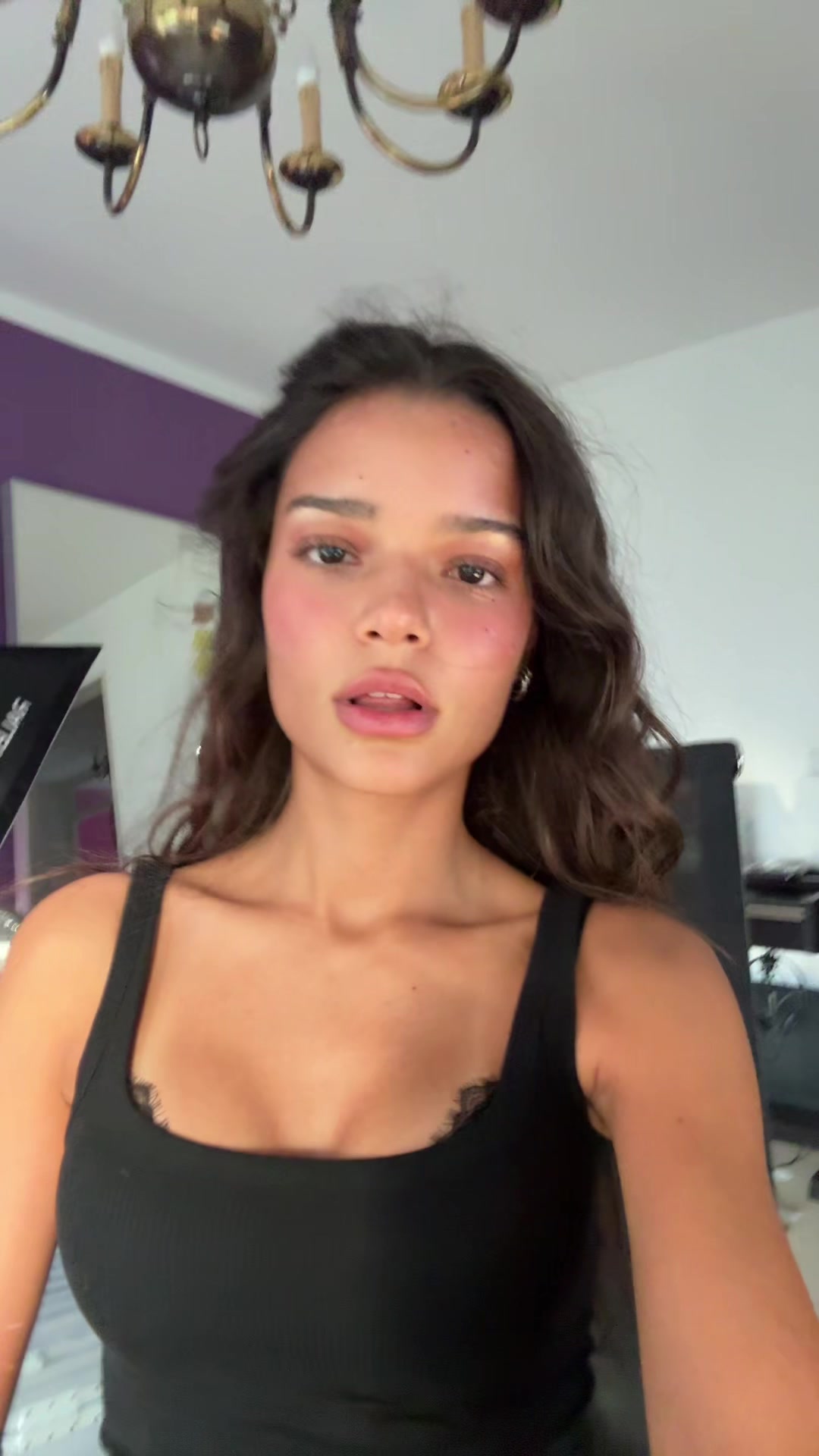 @modelazrajones