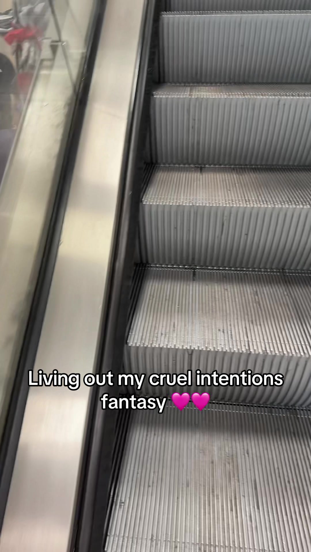 @𝔎𝔦𝔯𝔰𝔱𝔶 𝔏𝔬𝔲𝔦𝔰𝔢