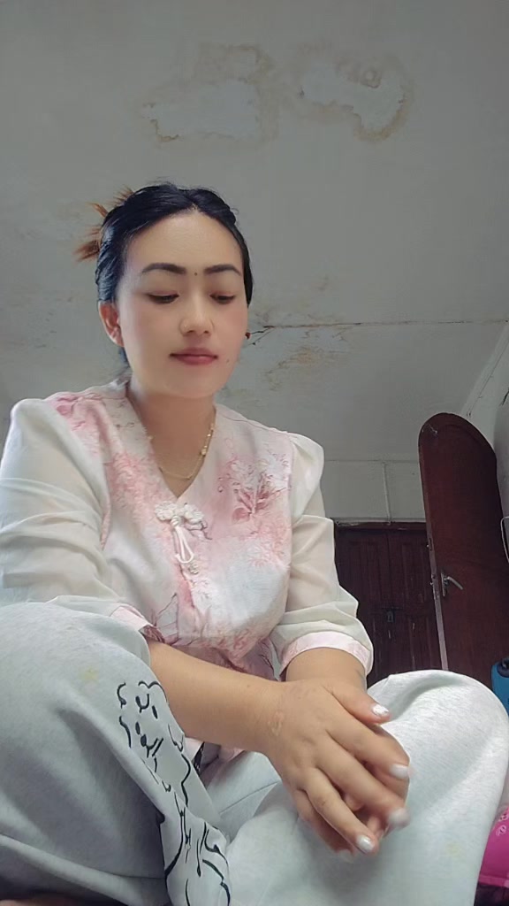 @बसन्ती(aprilgirl)