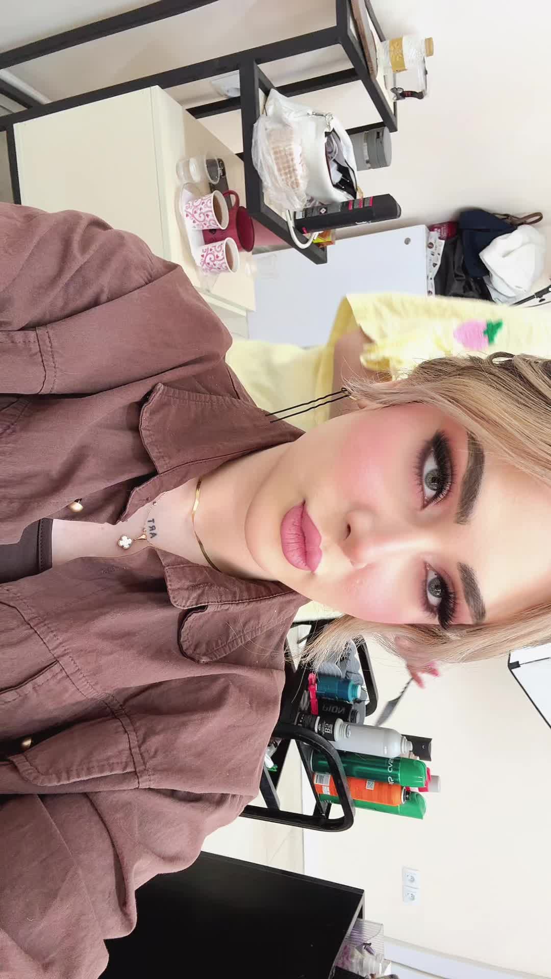@thisyegane