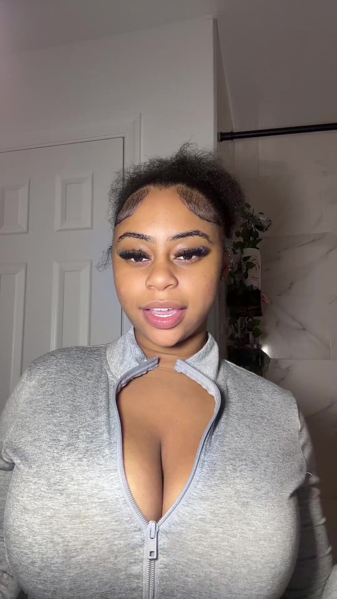 @Kaylalebomb ✨