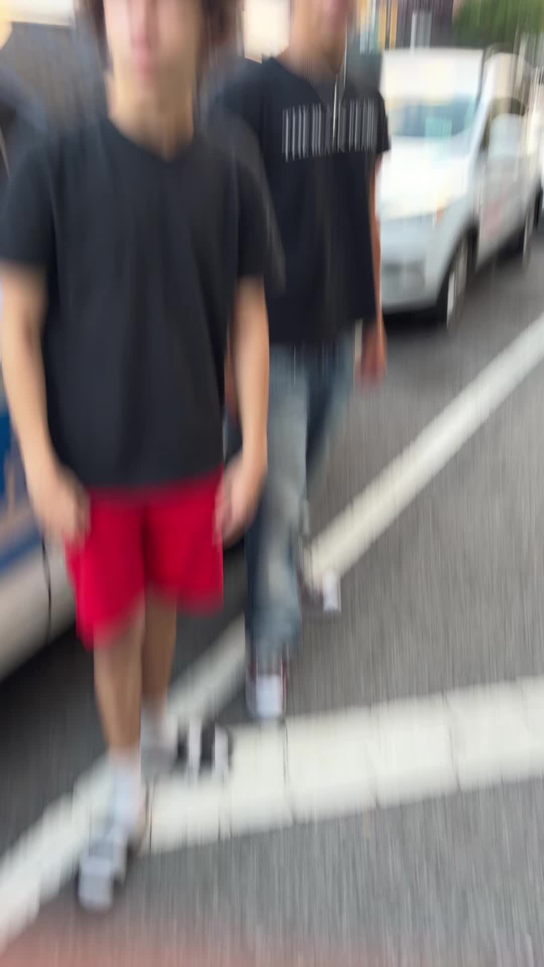 @iseezayy