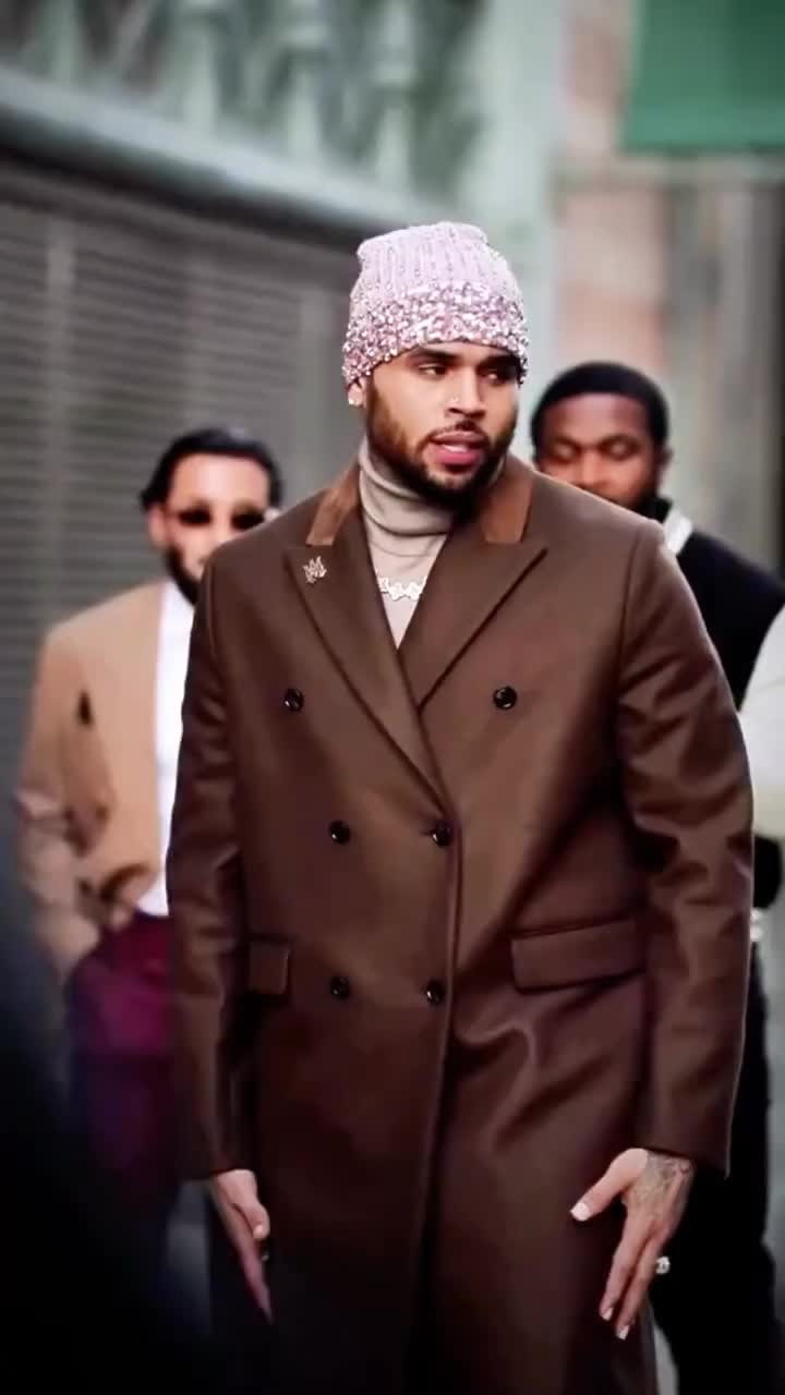 @Team Chris brown