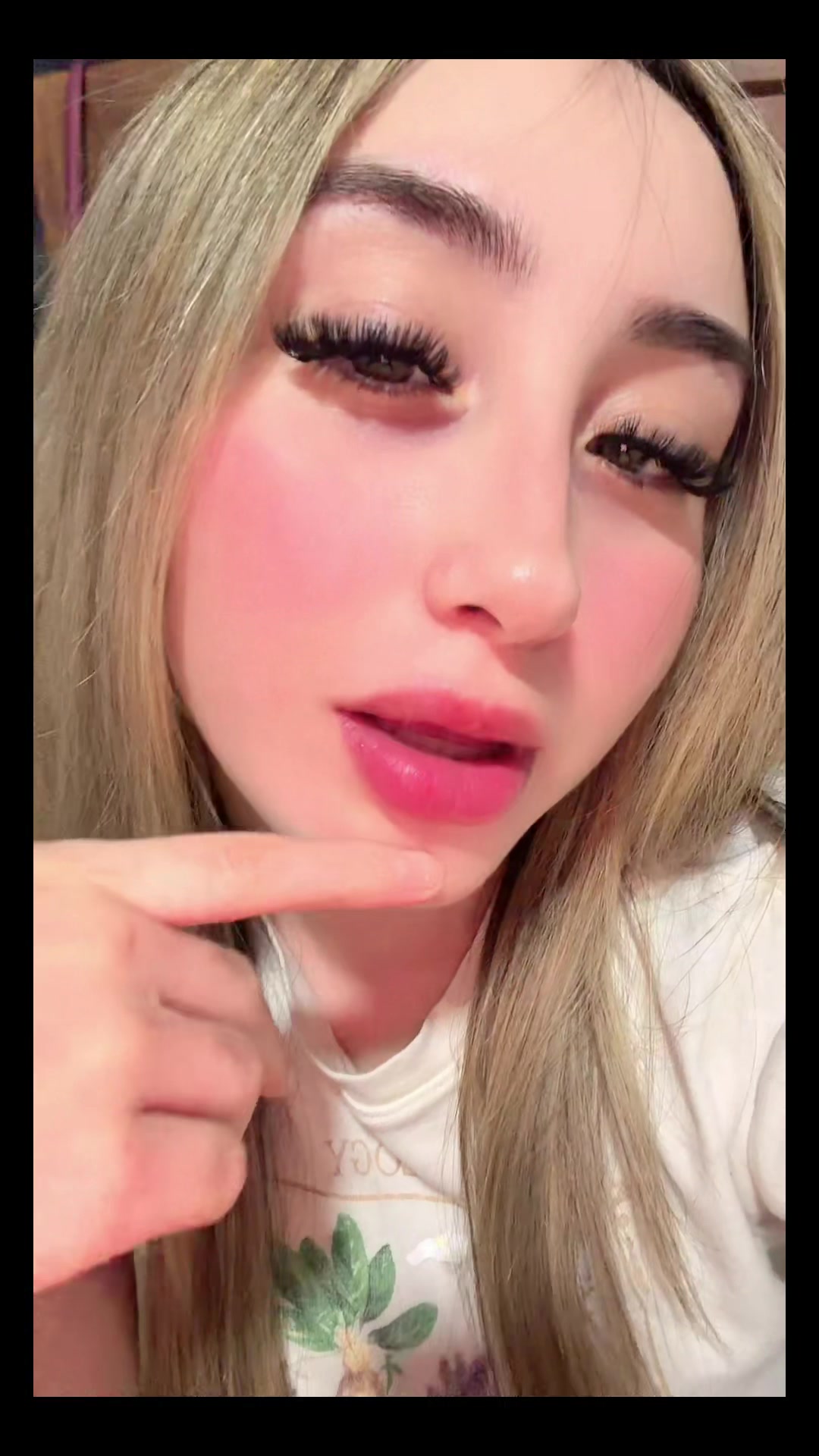@. 𝓜𝓪𝓻𝓲𝓪 .