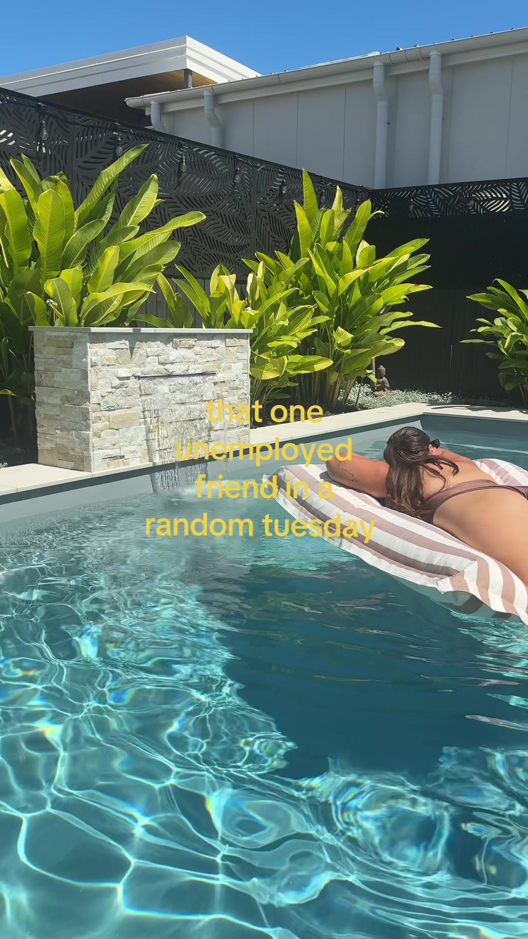 @Lara Vest