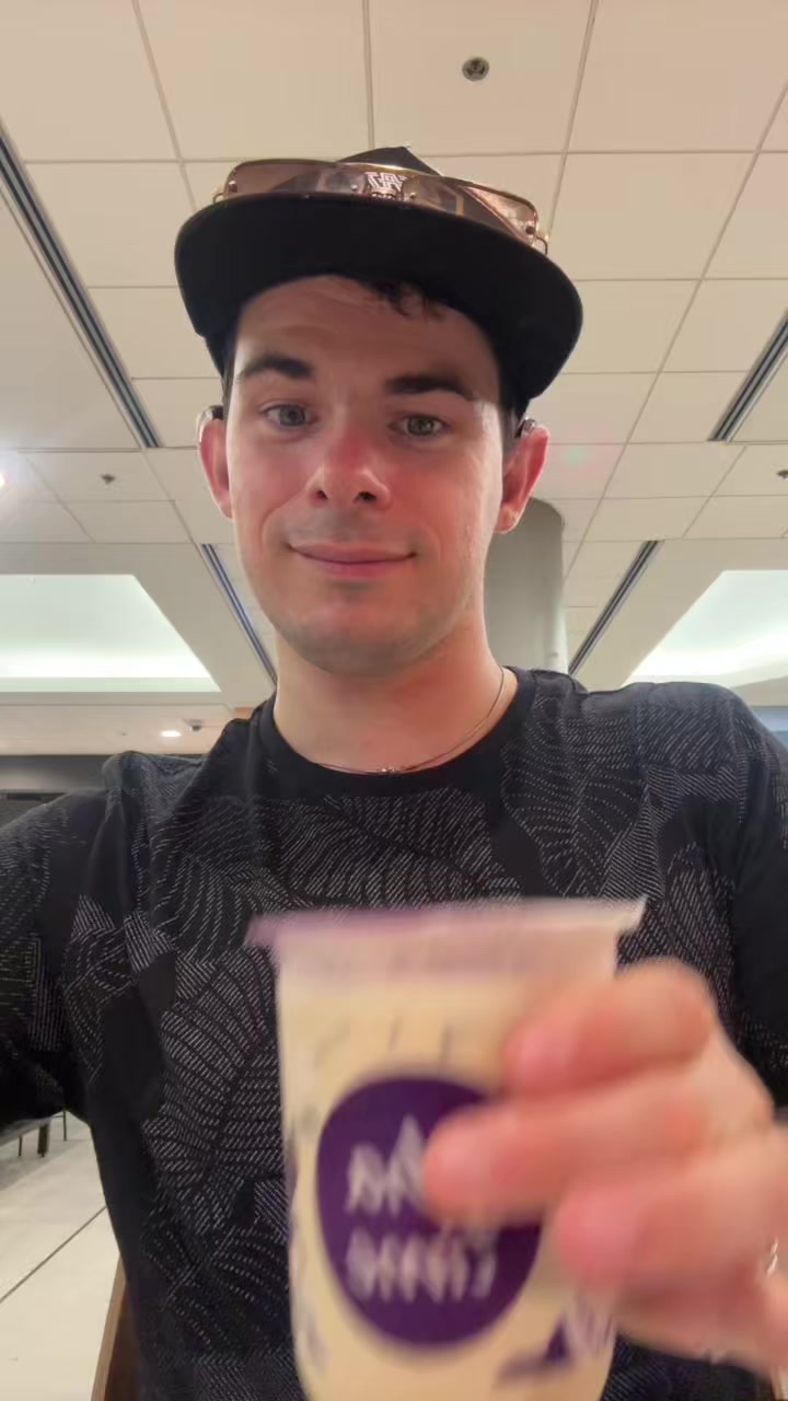 @Lee🇨🇦