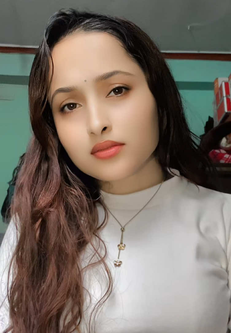 @Binita_poudel🦋officials🧿🧿🫶