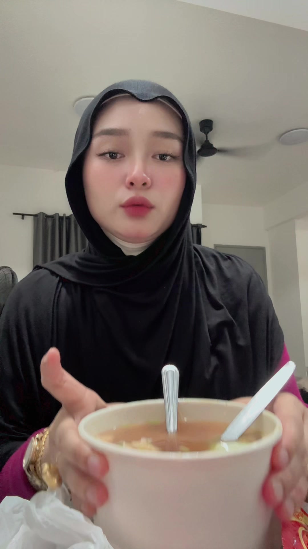 @𝐒𝐲𝐞𝐫𝐚𝐀𝐬𝐡𝐚𝐚🕊️