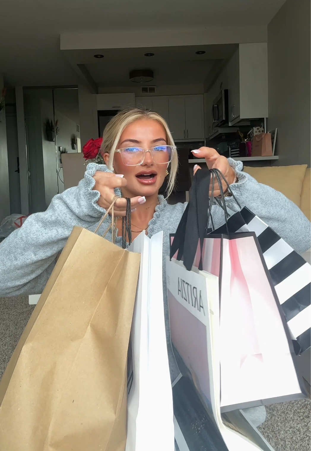 @VILDA 🦋🥥🐬🩵