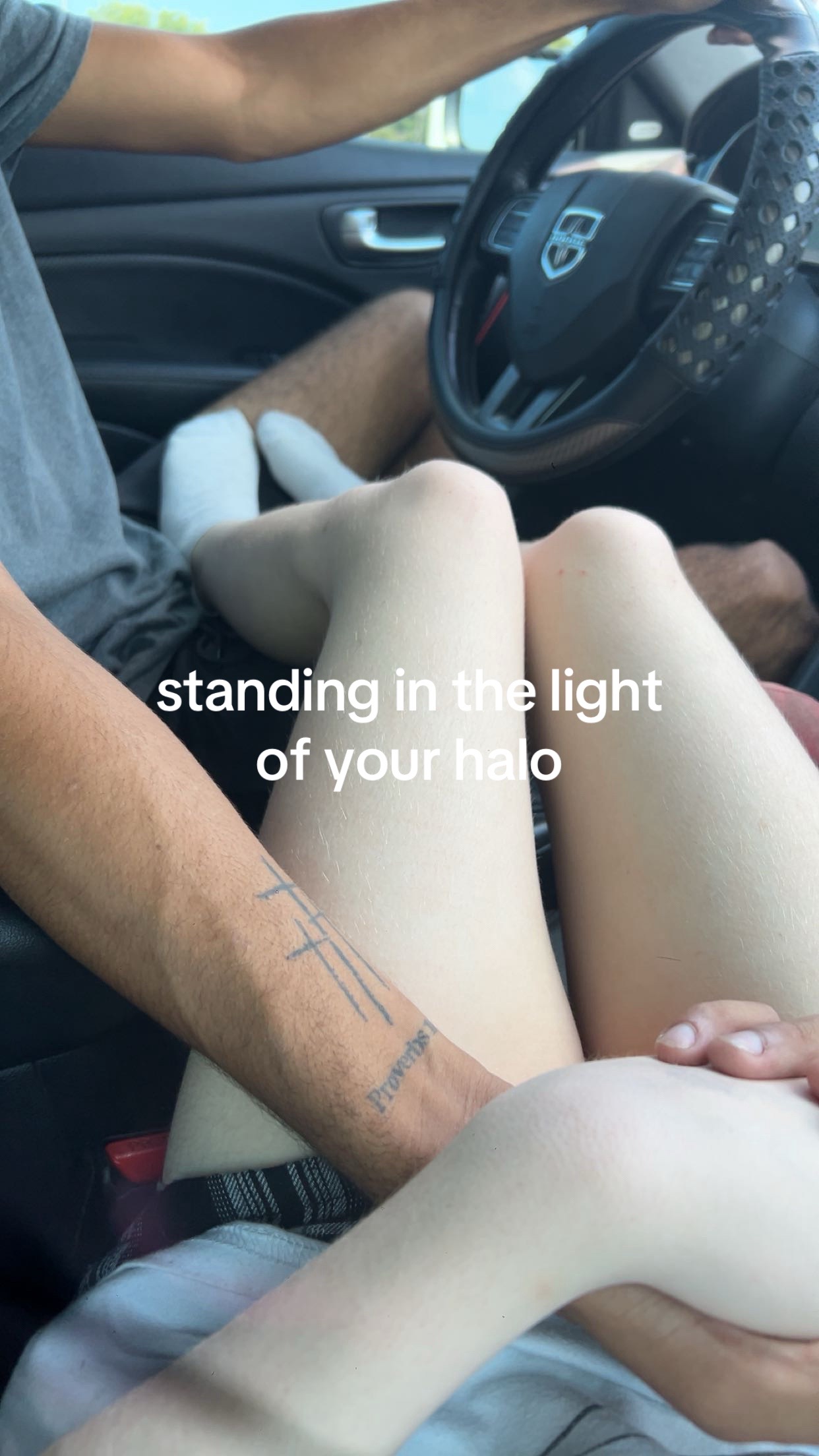 @𝖌𝖍𝖔𝖘𝖙𝖌𝖎𝖗𝖑