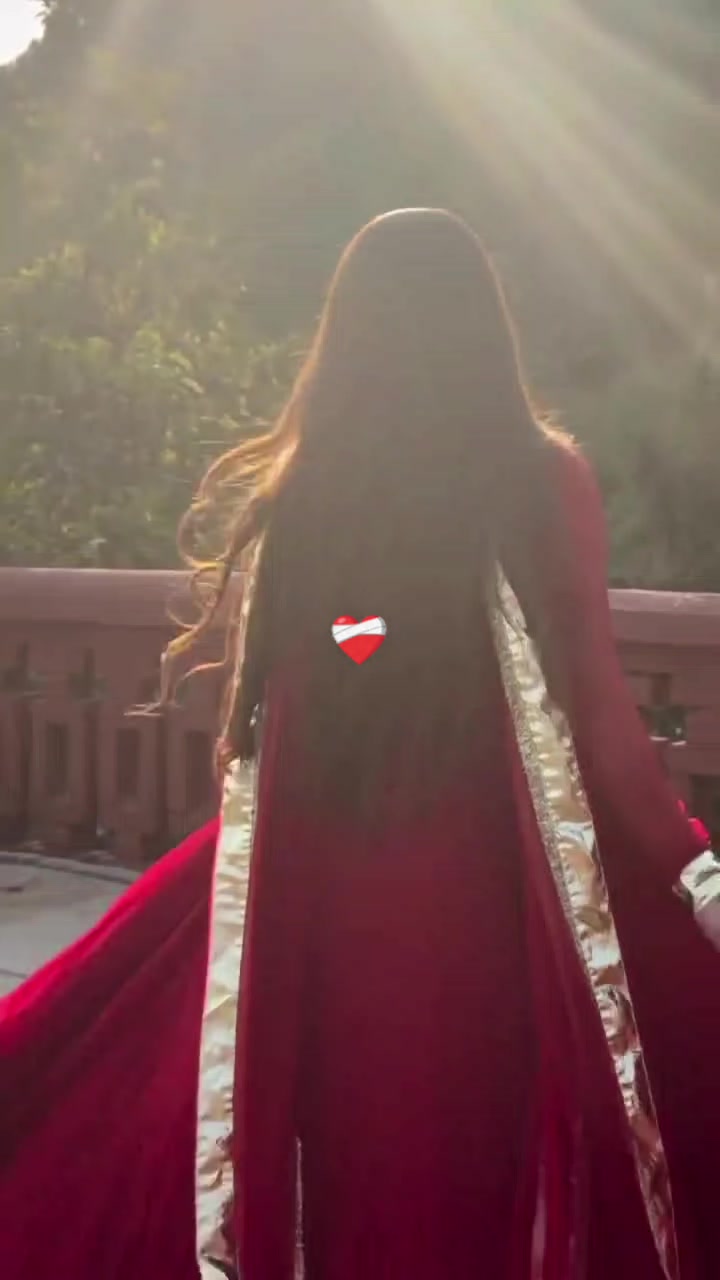 @𝙌𝙪𝙚𝙚𝙣 𝙊𝙛 𝙃𝙚𝙖𝙧𝙩 🦋