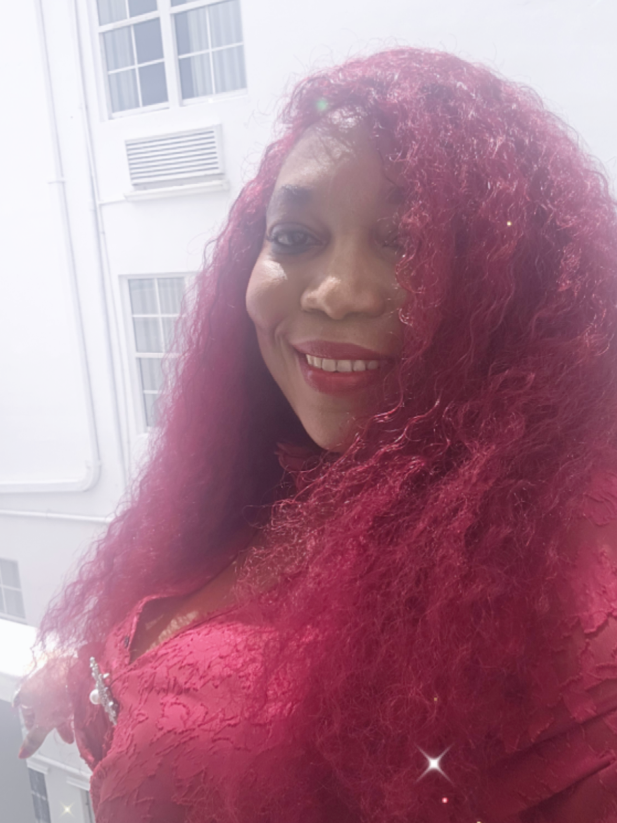 @curvyyemmy