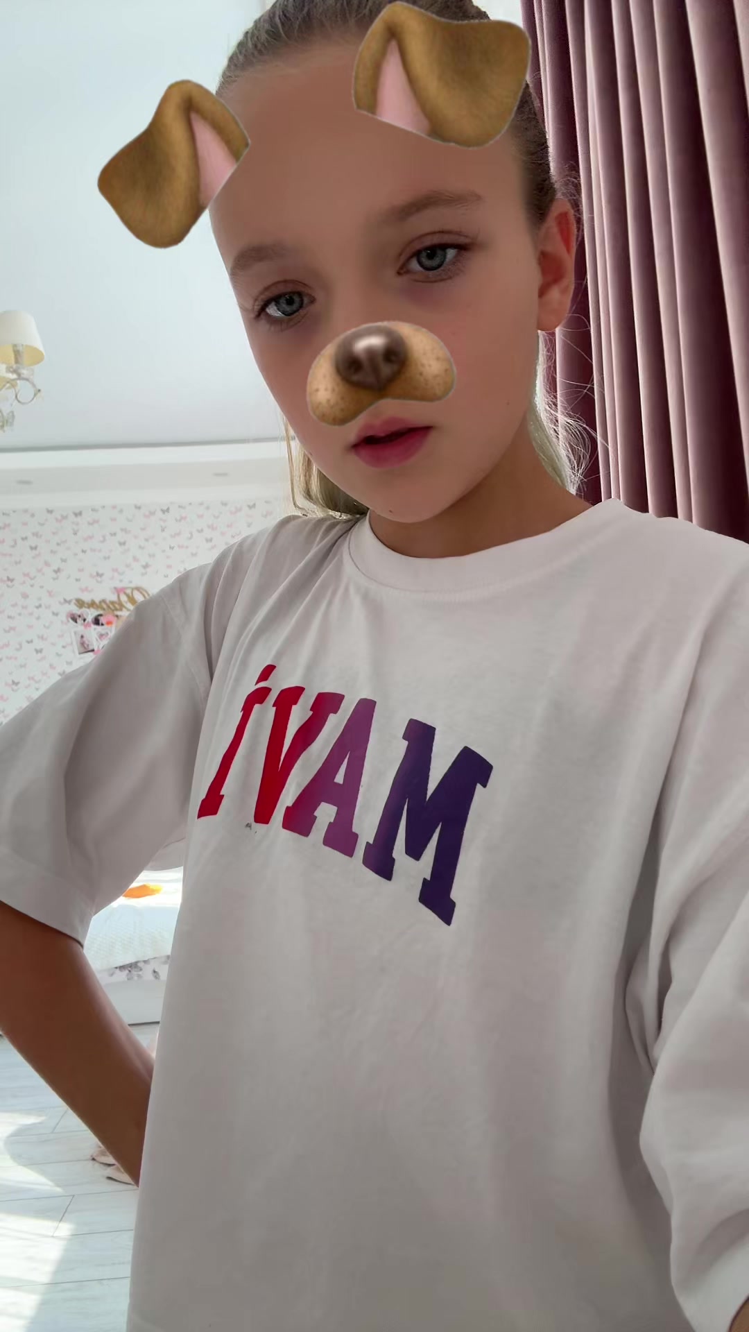 @дашуник
