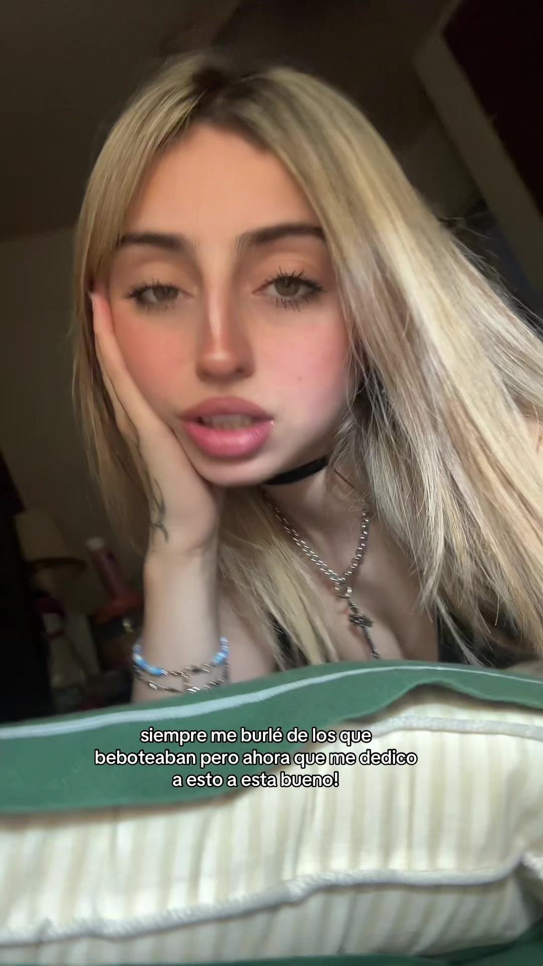 @viuxyta