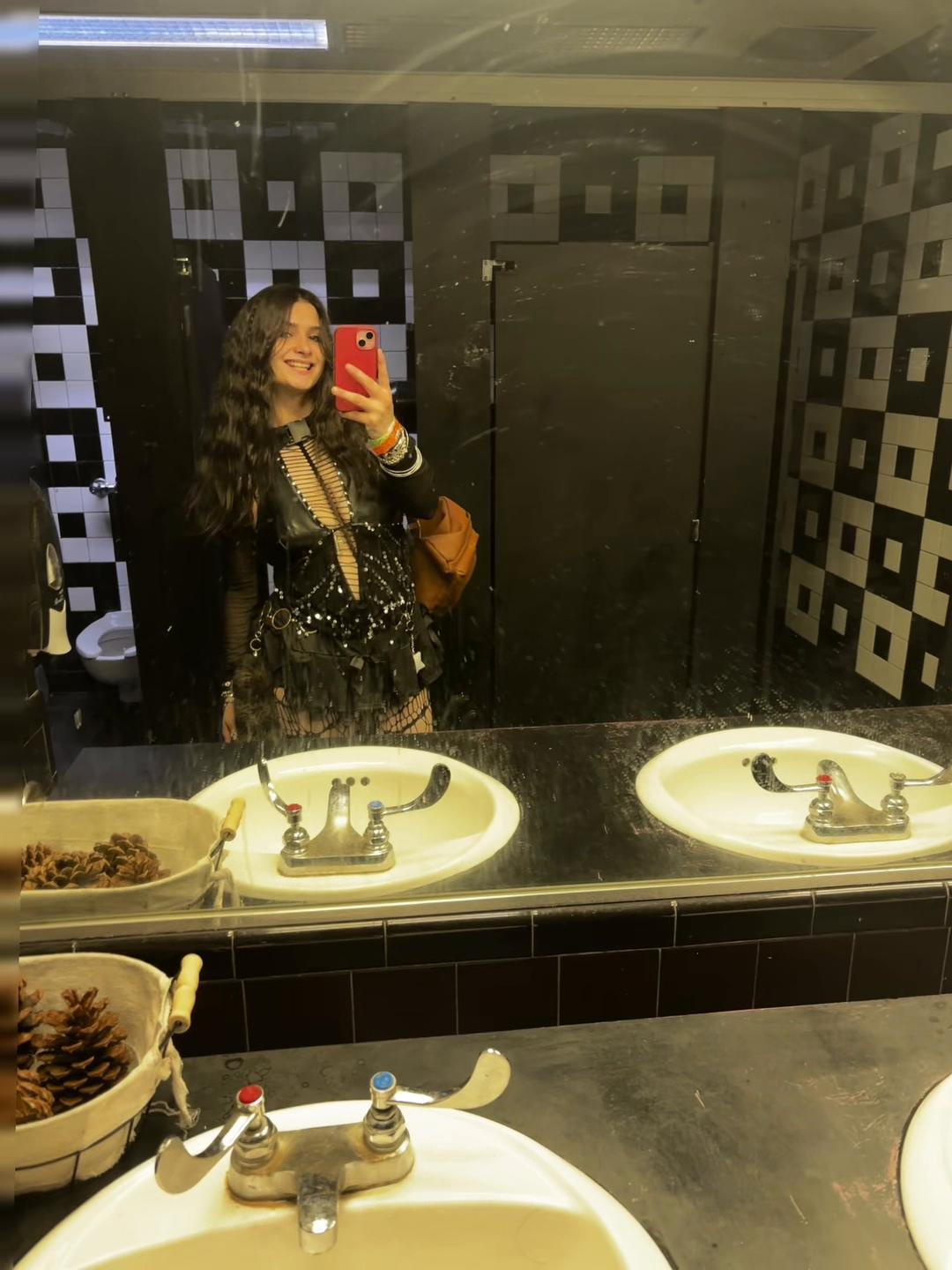 @annapocalypze