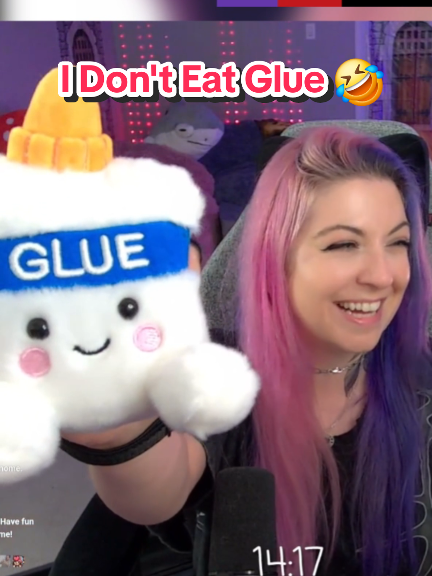 @WillowLeef 🔪 Horror Streamer