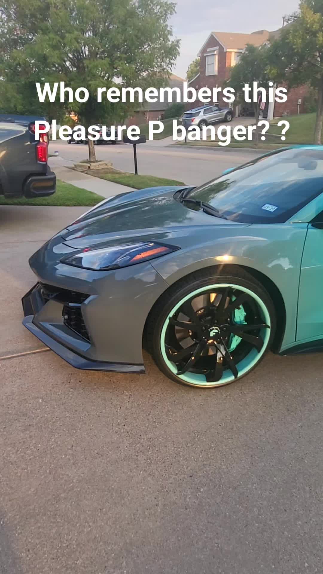 @MoMoney