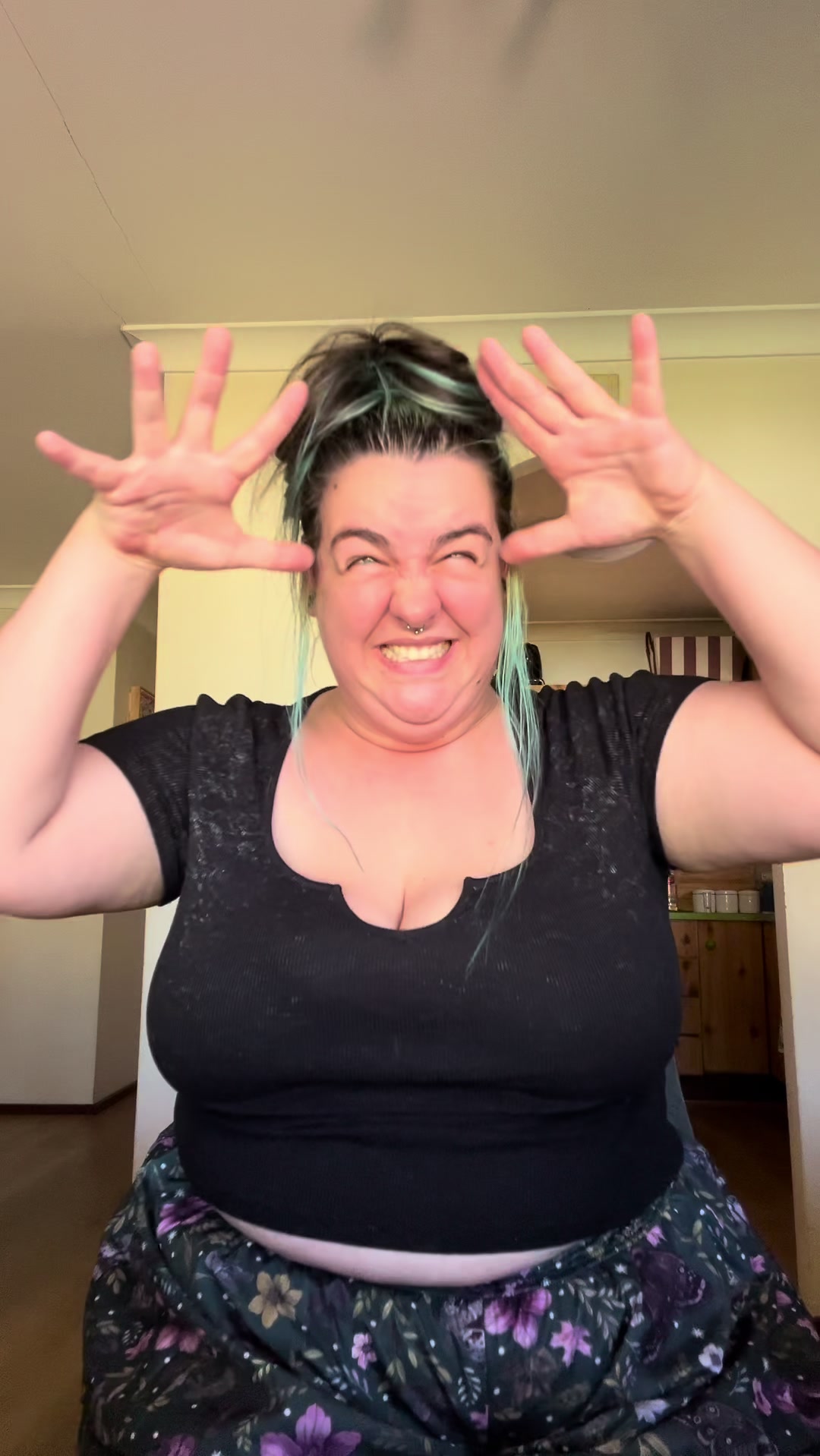 @froggoth_