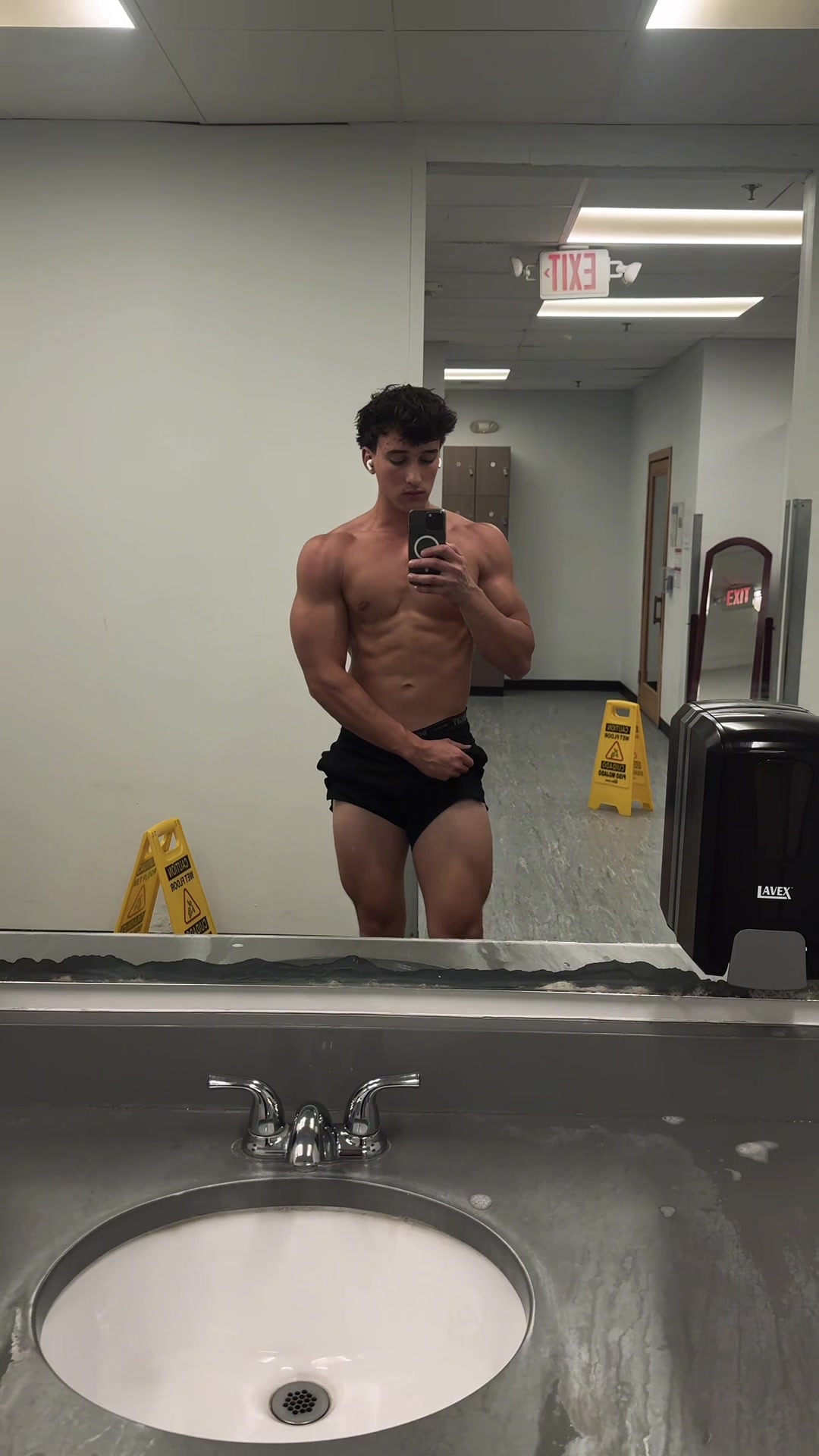 @secretroids