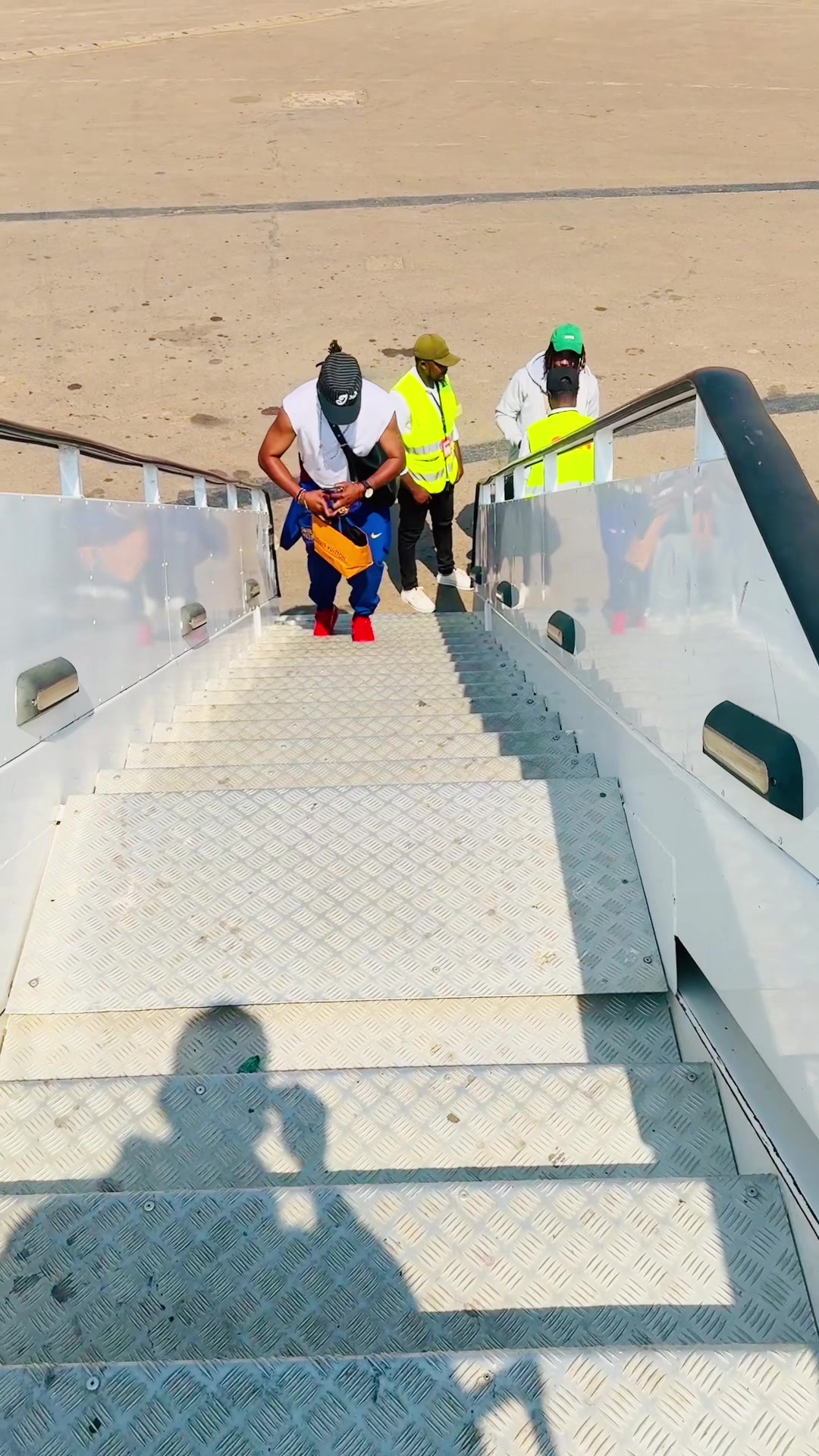 @ALI MADARA aigle 🦅🦅🦅