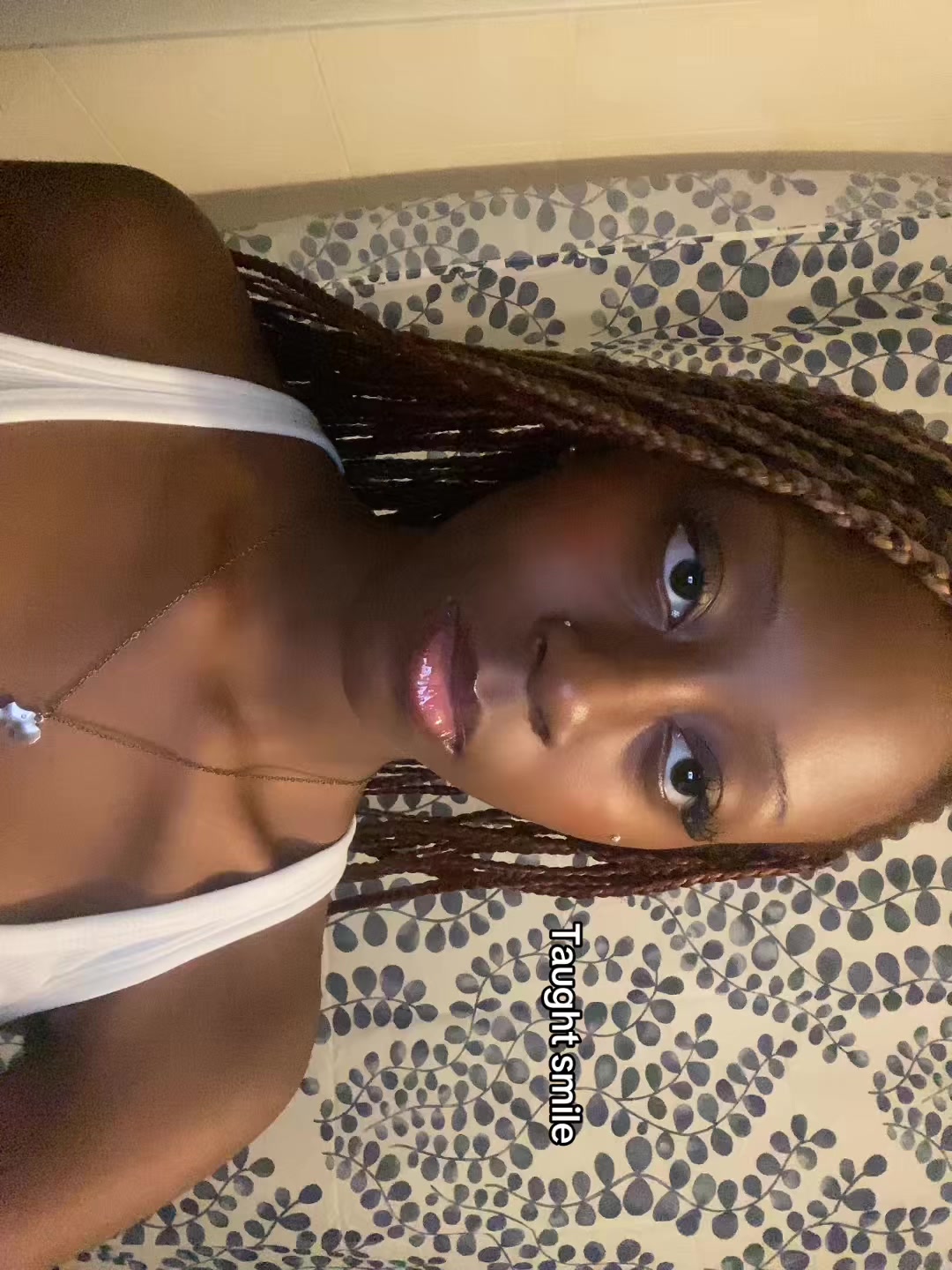@Jvlie