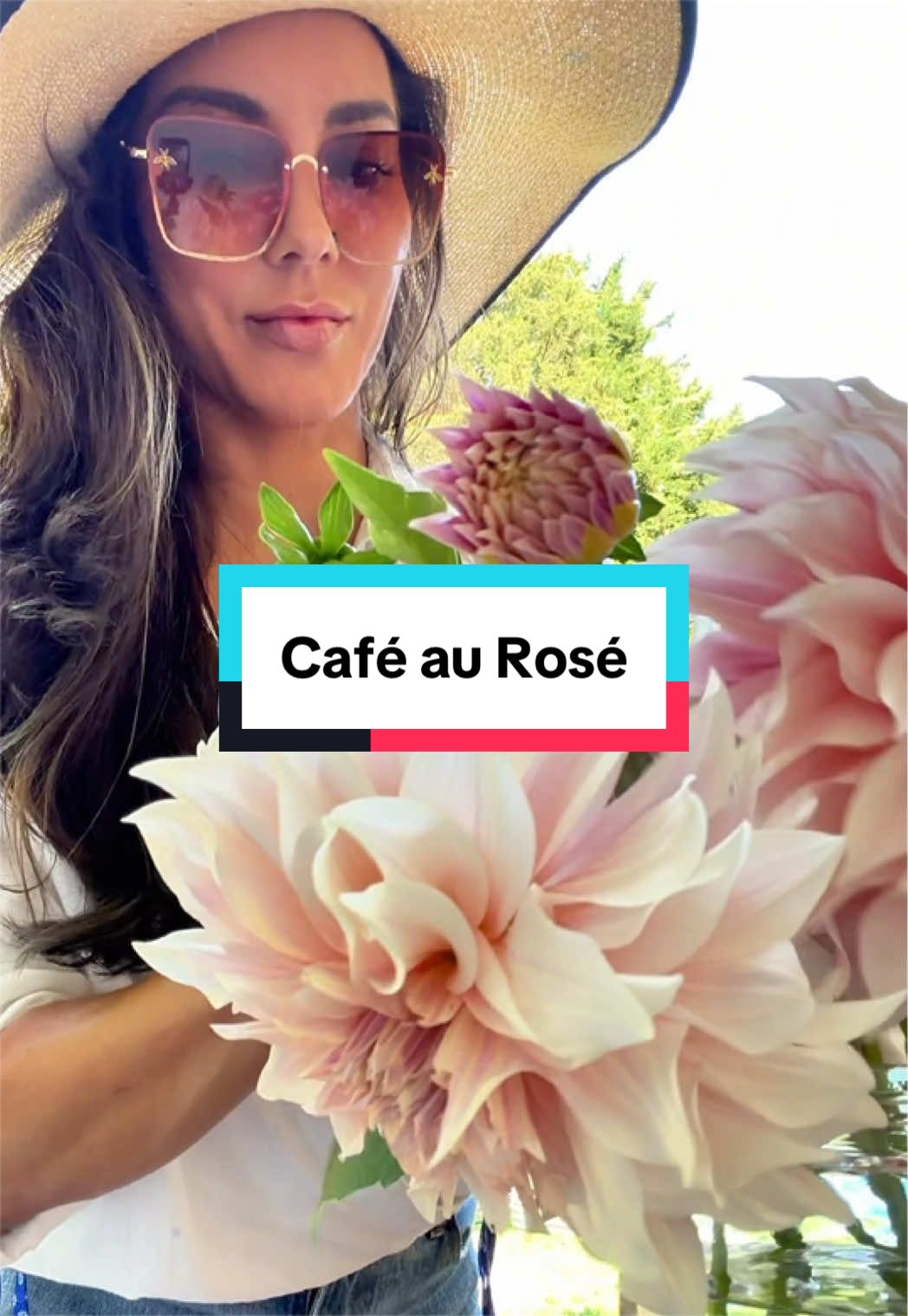 @Ava Dahlia 🇨🇦👩&zwj;🌾✌️