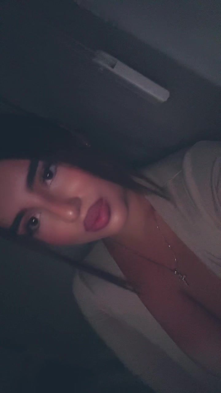 @𝐚𝐧𝐭𝐨𝐧𝐢𝐧𝐚