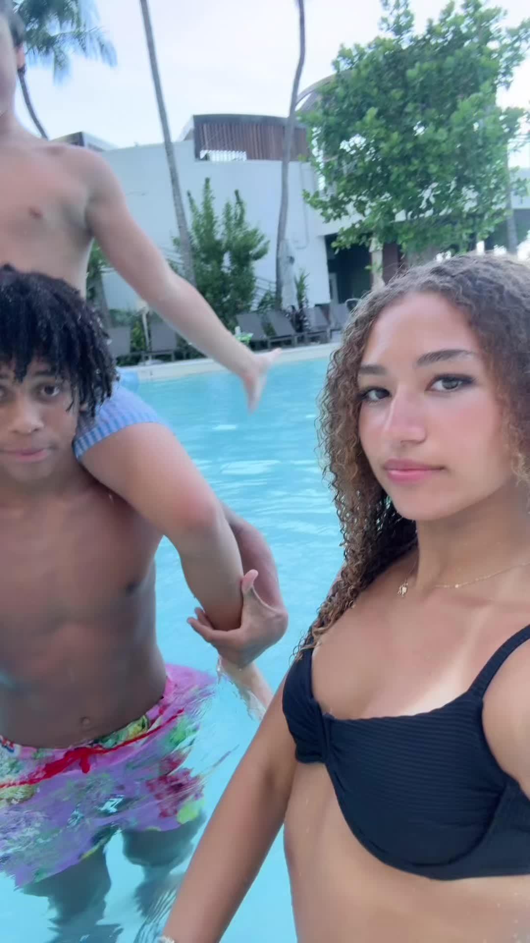 @sophia