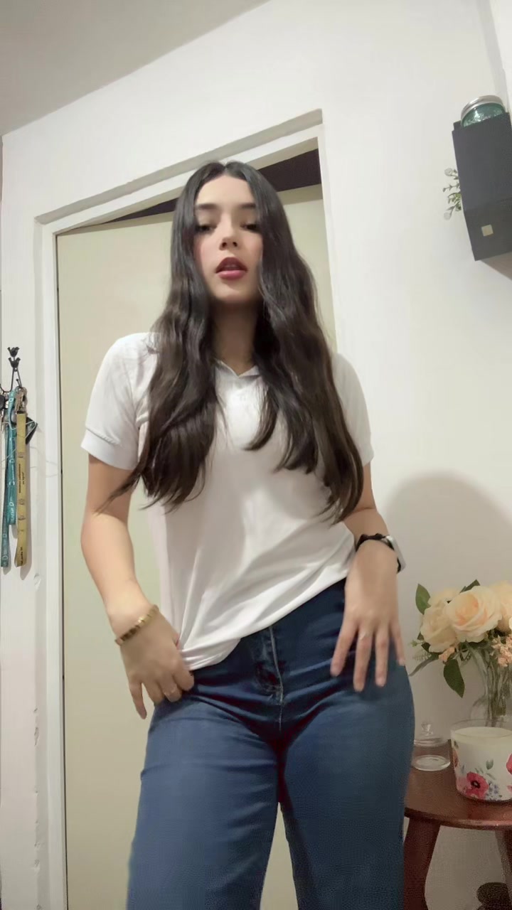 @Katya Cece&ntilde;a
