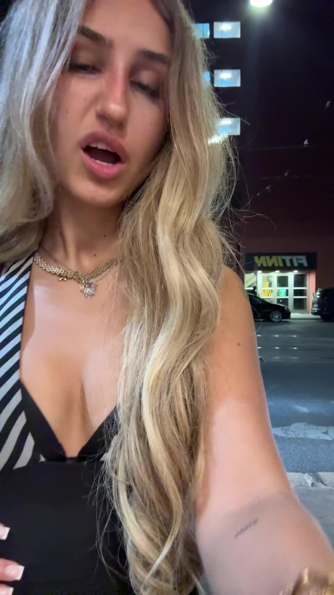 @alyshiadoll