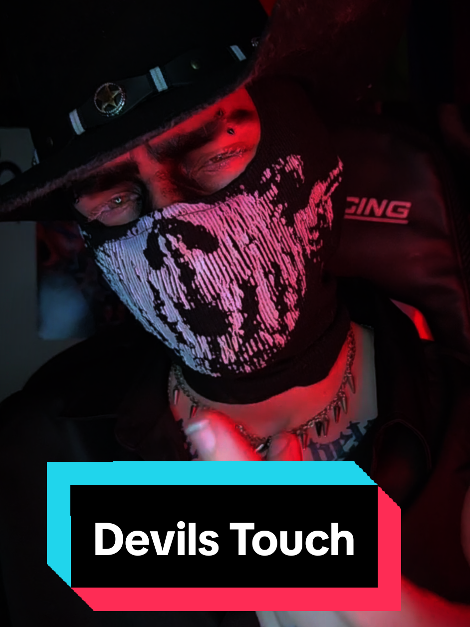 @Toxiic