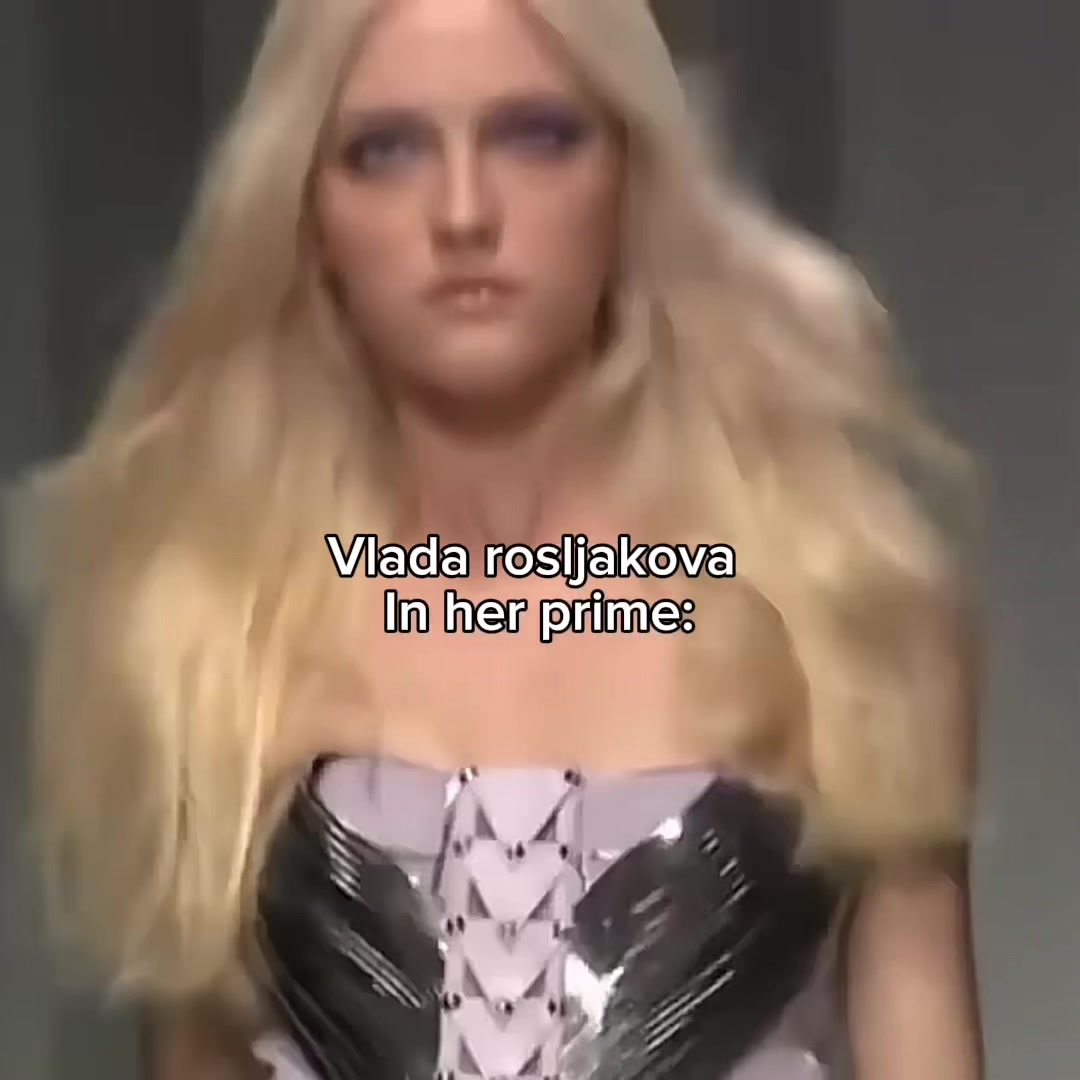 @👠
