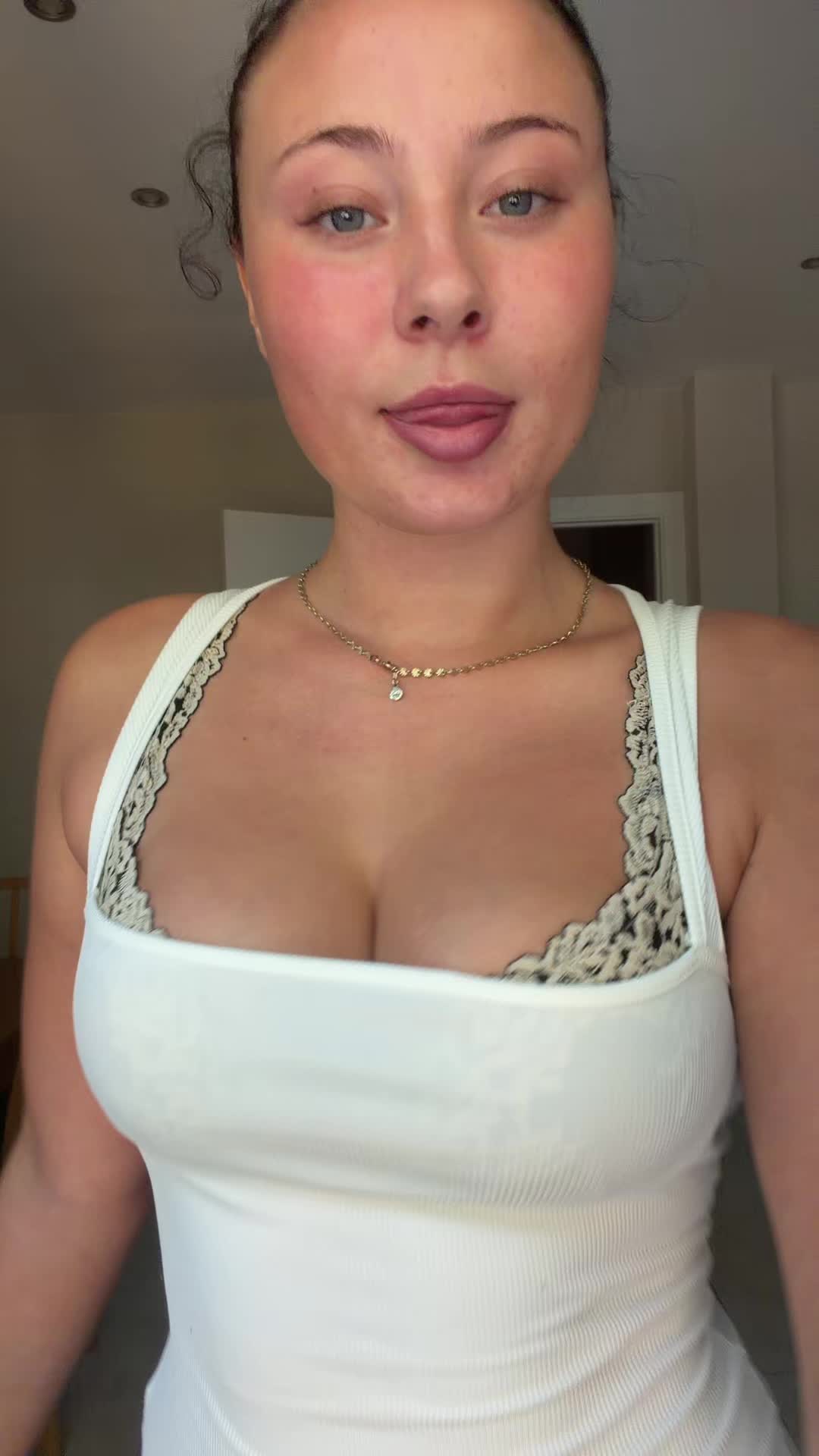 @Swedishciara on ig ✨
