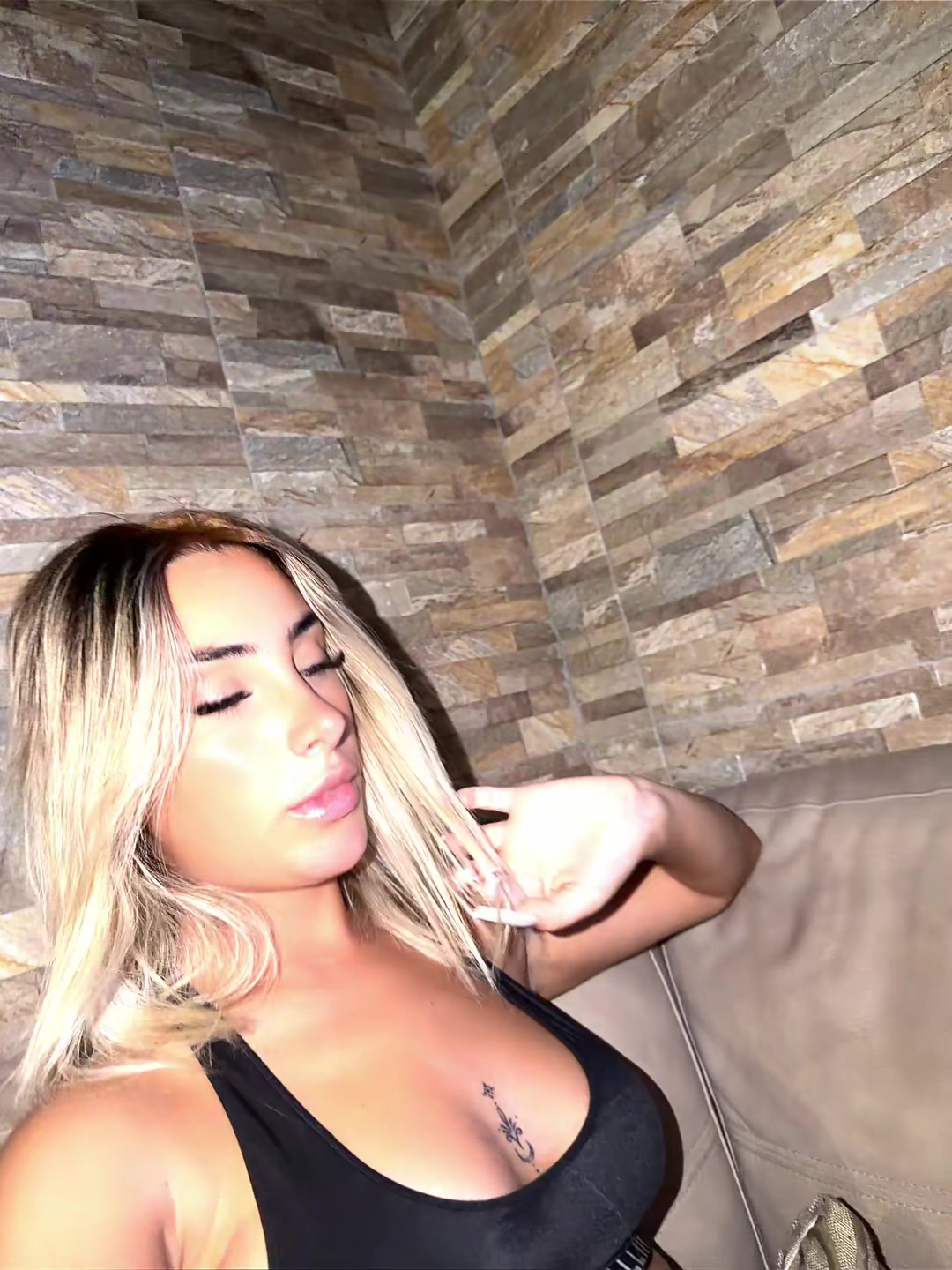 @✨𝕬𝖑𝖊$$𝖎𝖆✨