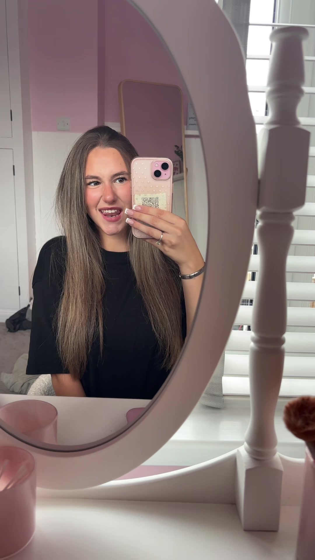 @𝐩𝐡𝐞𝐞𝐛𝐬 ❦
