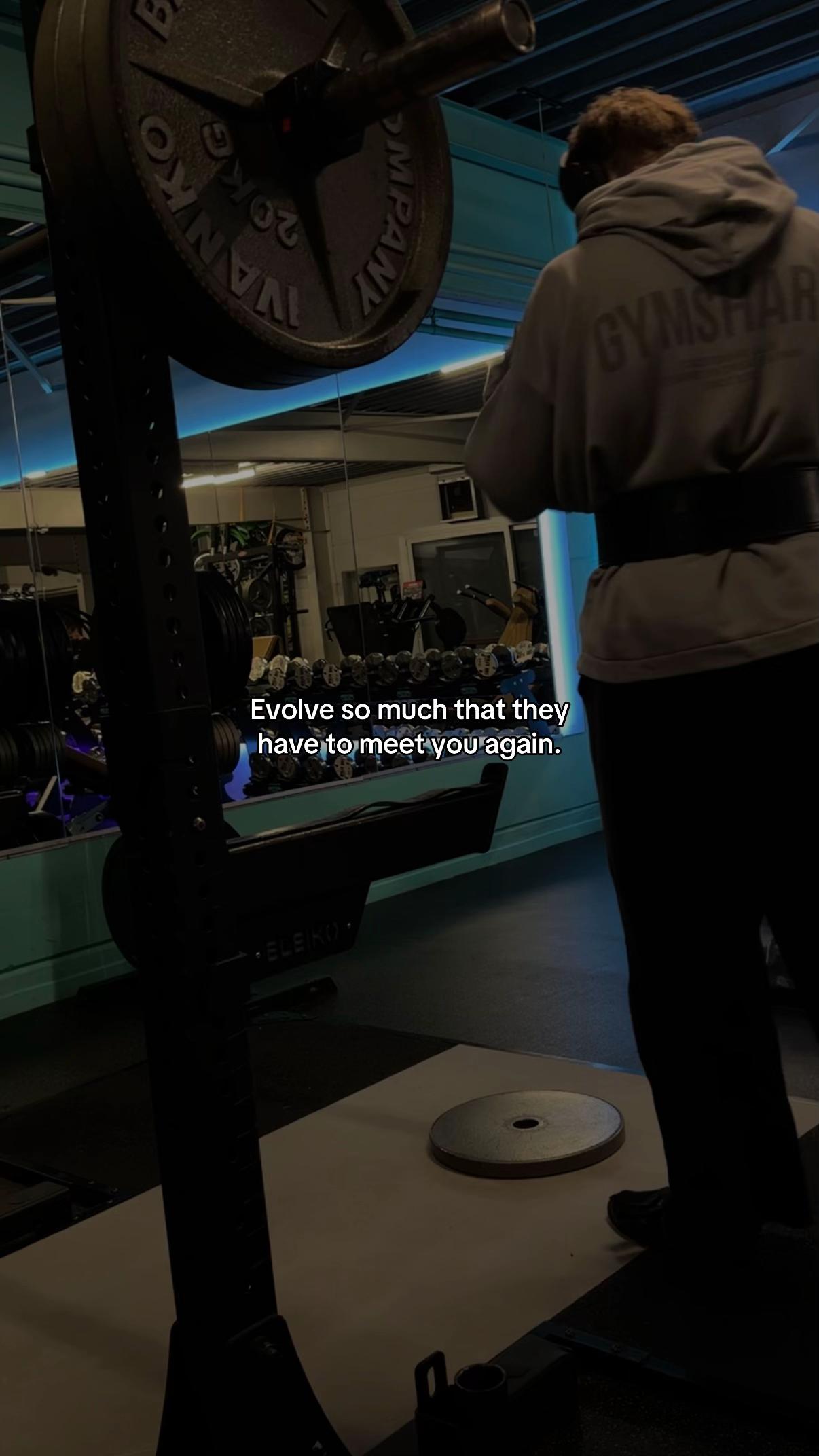 @Piotrgym