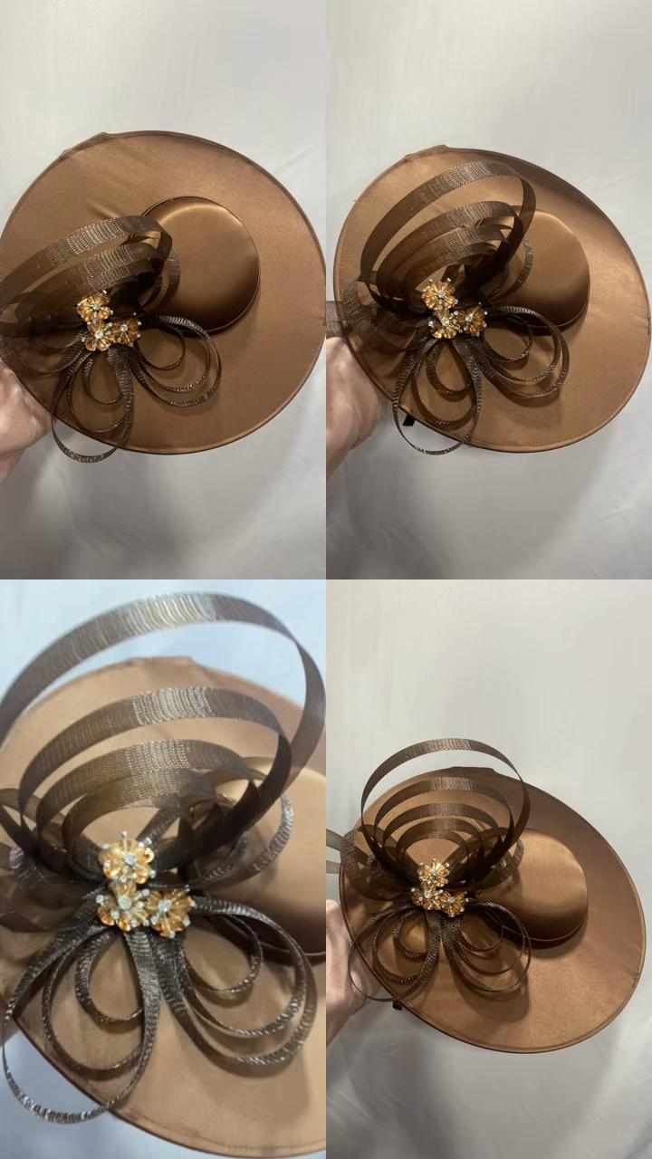 @christinehats