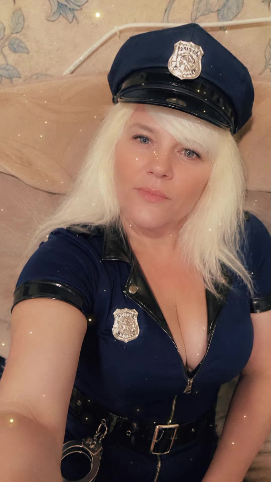 @Ledi Alenka