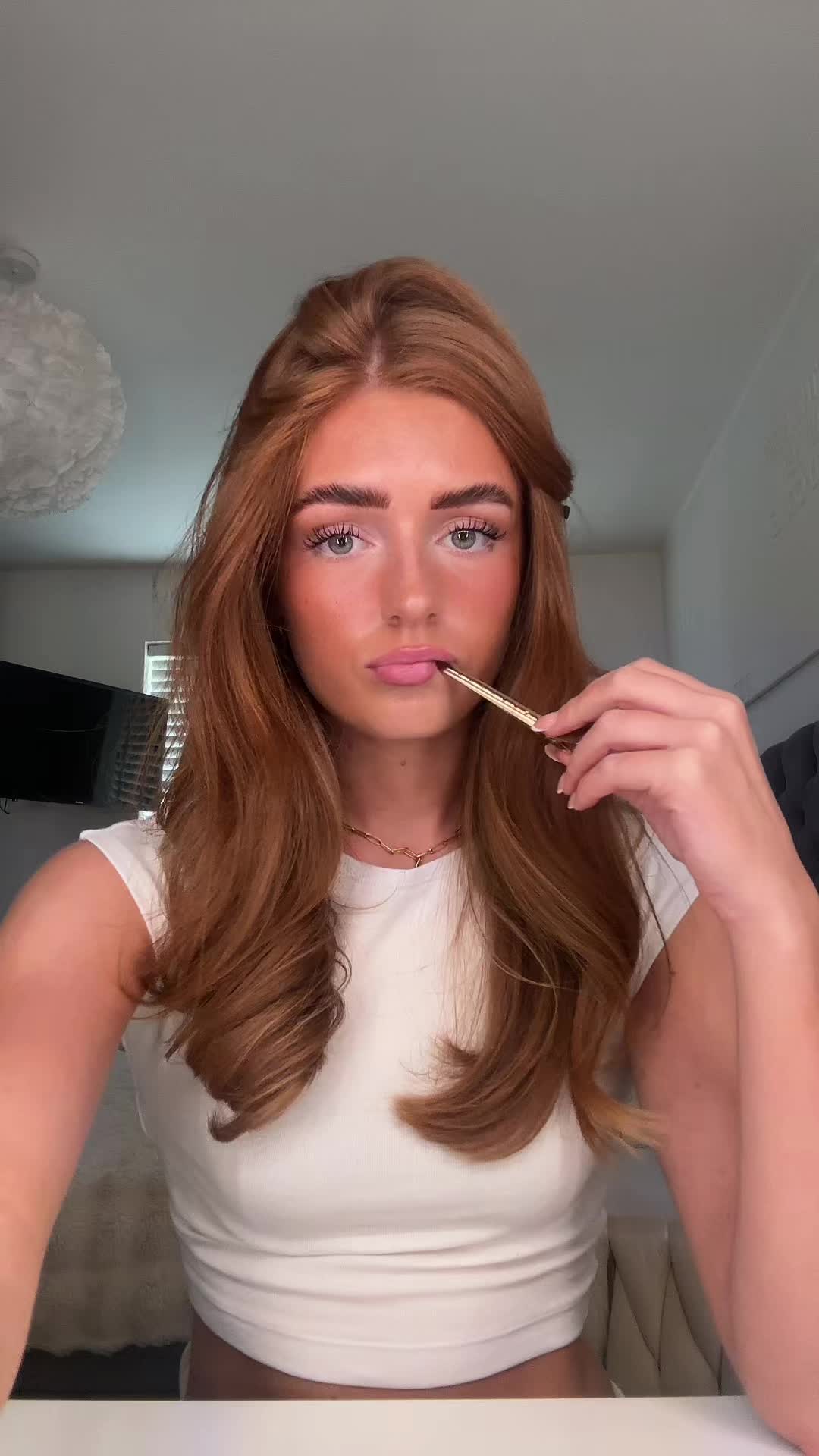 @𝐃𝐀𝐑𝐂𝐘 𝐀𝐍𝐍