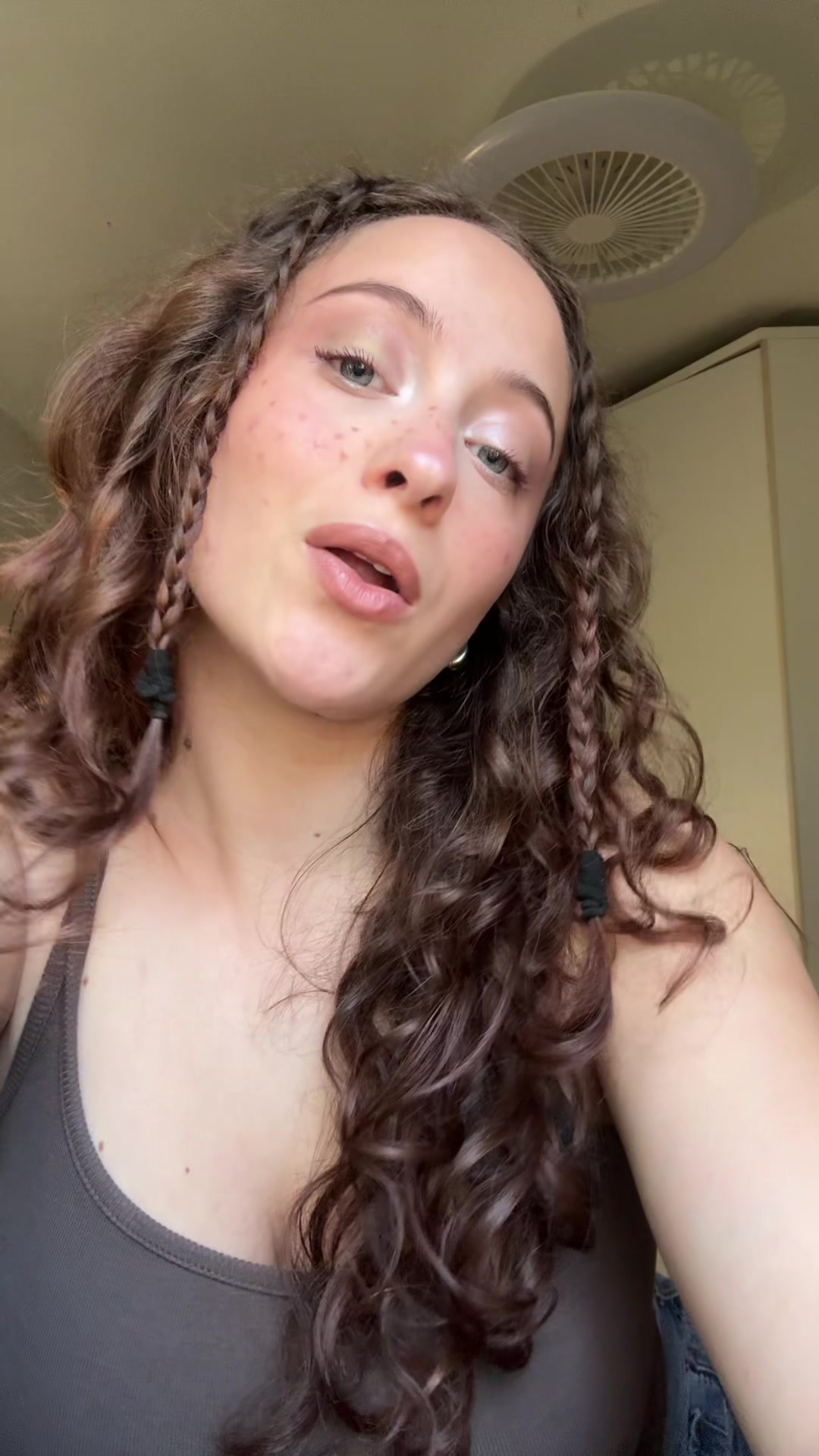 @Ruvieta_