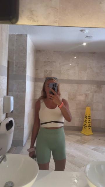 @Kasia Kozakiewicz@official