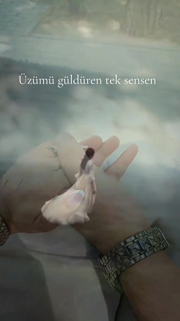 @GüLüM 🌹🌹🌹