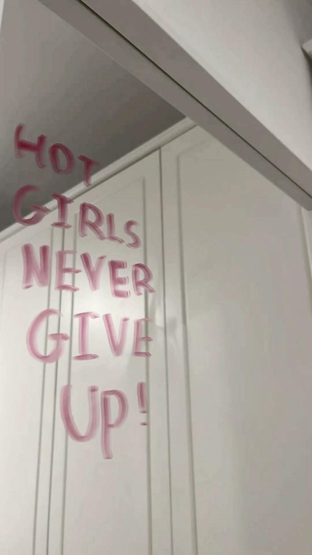 @crybbyria