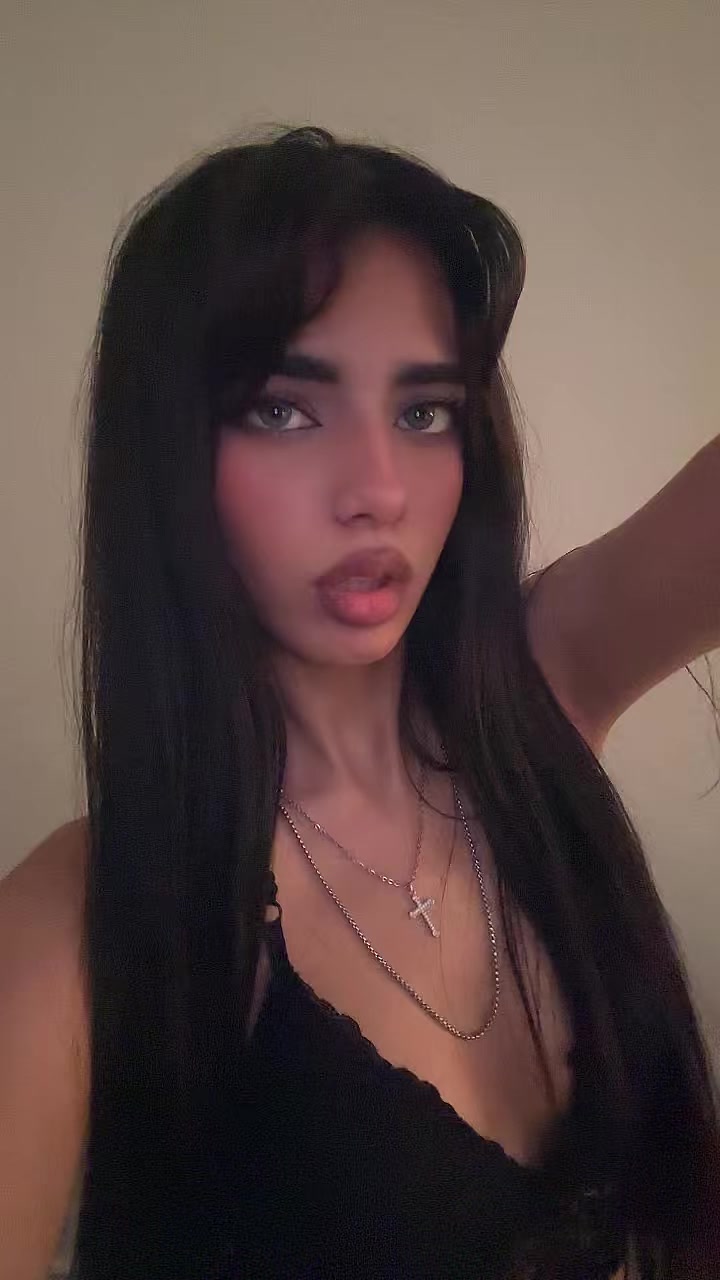 @𝑉𝑎l𝑒ri𝑎࿐̣࣪.